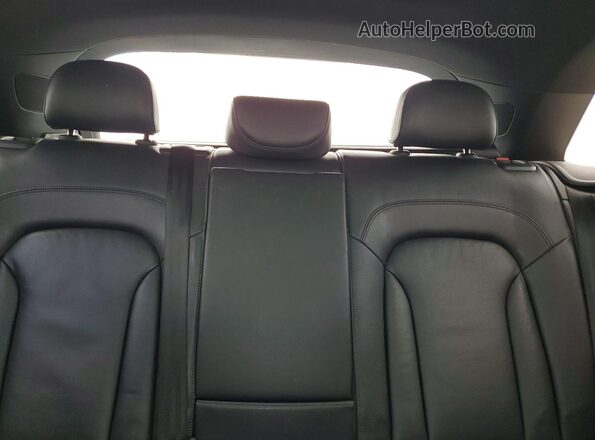 WA1EFCFS2GR021401 2016 AUDI Q3 Black Widok tylnych siedzeń