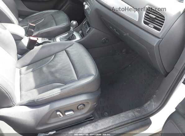 WA1EFCFS3GR015316 2016 AUDI Q3 White წინა სალონის ხედი