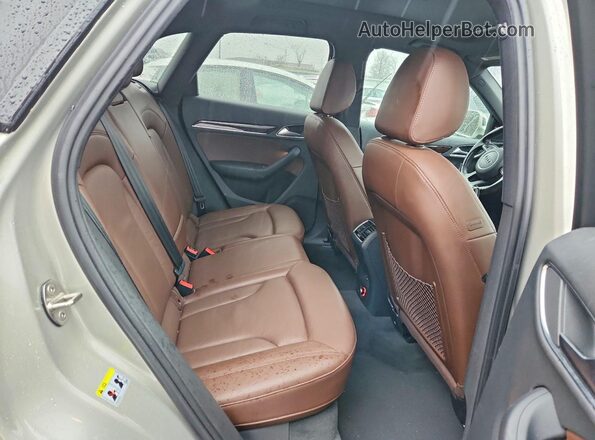 WA1EFCFS4GR019973 2016 AUDI Q3 Серебряный Вид задней части салона