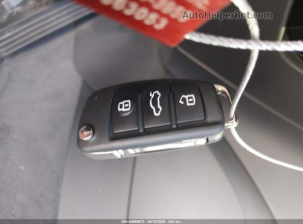 WA1EFCFS6GR008070 2016 AUDI Q3 Gray Vista del salpicadero