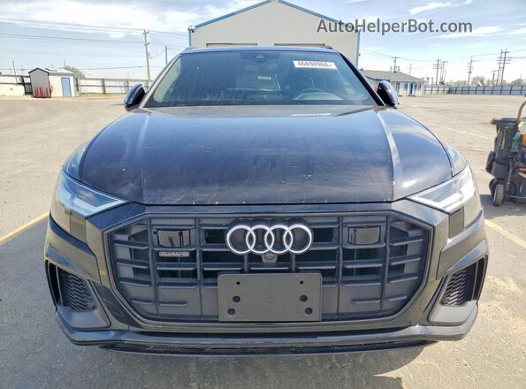 WA1EVAF13KD018382 2019 AUDI Q8 Black Widok z przodu