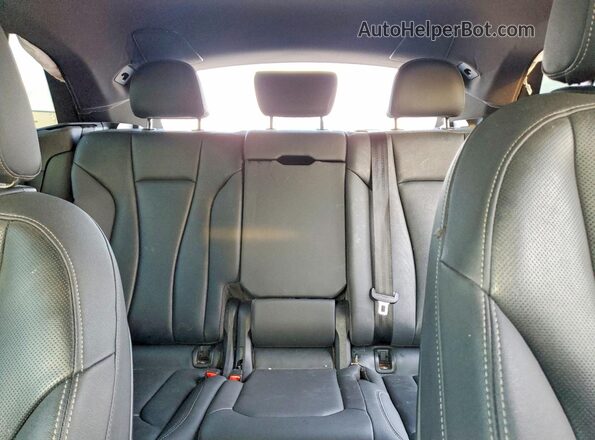 WA1EVAF16LD004123 2020 AUDI Q8 Черный Вид задних сидений