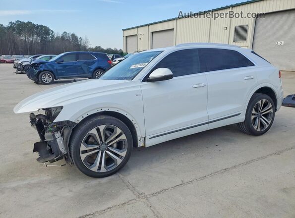 WA1EVAF16LD025361 2020 AUDI Q8 Белый Передняя левая четверть