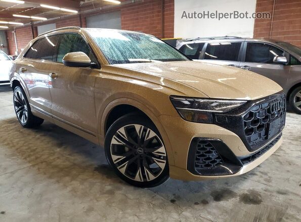 WA1EVBF10SD001738 2025 AUDI Q8 Желто-коричневый Передняя правая четверть