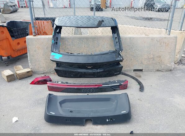 WA1EVBF15SD037442 2025 AUDI Q8 Черный Вид щитка приборов