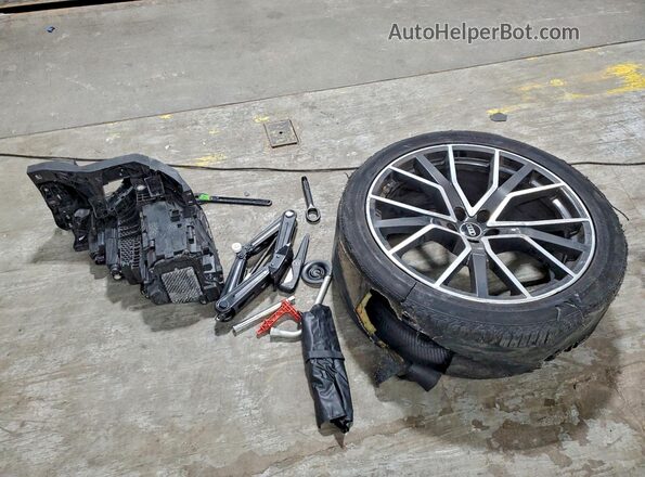 WA1EVBF18ND034667 2022 AUDI Q8 Белый Вид наклейки с VIN-кодом