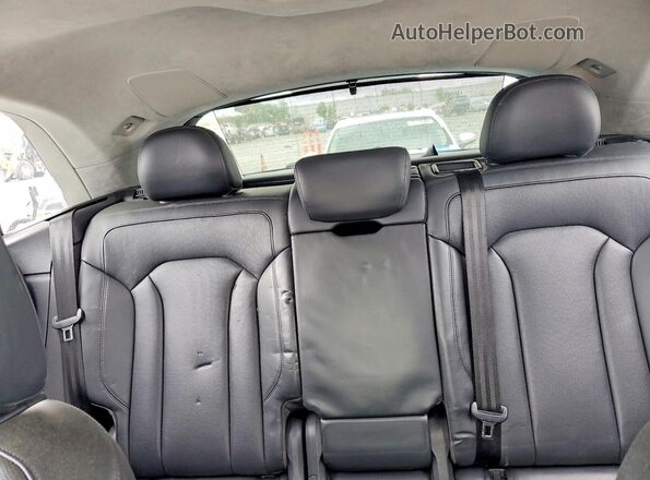 WA1FVAF1XLD026906 2020 AUDI Q8 White Вид задніх сидінь