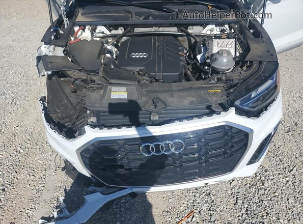 WA1GAAFY6P2139346 2023 AUDI Q5 White Vista del compartimento del motor