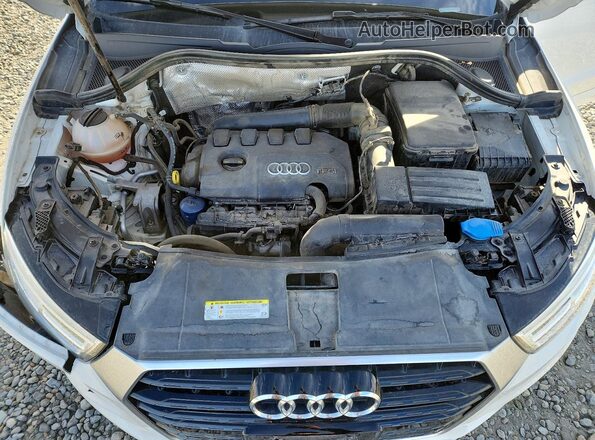 WA1GFCFS3GR022310 2016 AUDI Q3 White ძრავის განყოფილების ხედი