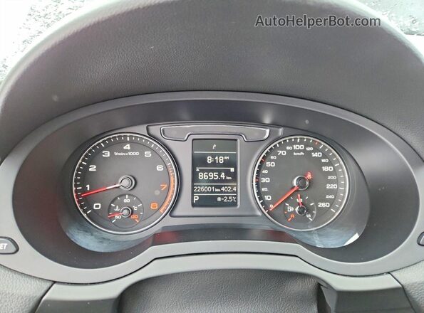 WA1GFCFS6GR009423 2016 AUDI Q3 Black Widok zestawu wskaźników