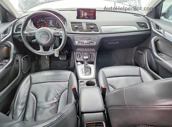 WA1GFCFS6GR009423 2016 AUDI Q3 Black Widok deski rozdzielczej