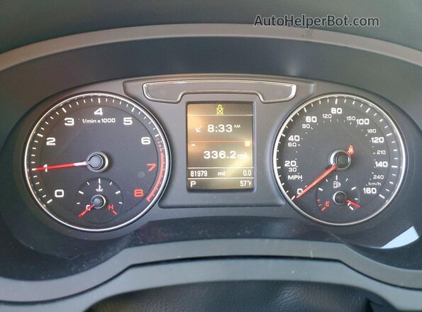 WA1GFCFS8GR014574 2016 AUDI Q3 Silver Widok zestawu wskaźników