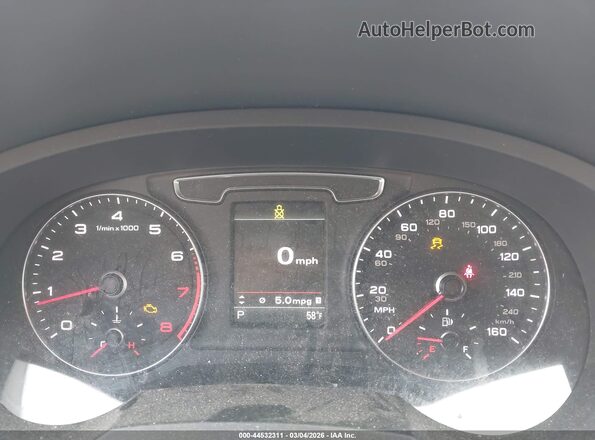 WA1JCCFS0JR010041 2018 AUDI Q3 White Вид задніх сидінь