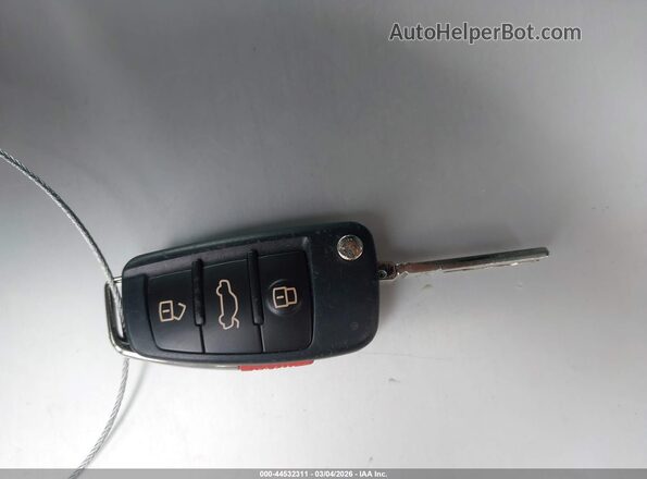 WA1JCCFS0JR010041 2018 AUDI Q3 White Вид панелі приладів