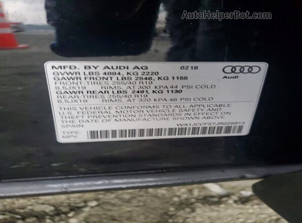 WA1JCCFS7JR025913 2018 AUDI Q3 Black Engine compartment view
