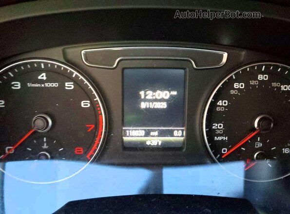WA1JCCFS8JR006707 2018 AUDI Q3 Серебряный Вид панели приборов