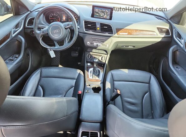 WA1JCCFSXHR008856 2017 AUDI Q3 Черный Вид панели приборов