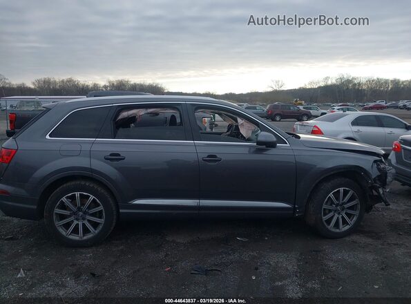 WA1LAAF75JD043578 2018 AUDI Q7 Gray Widok wnętrza z tyłu