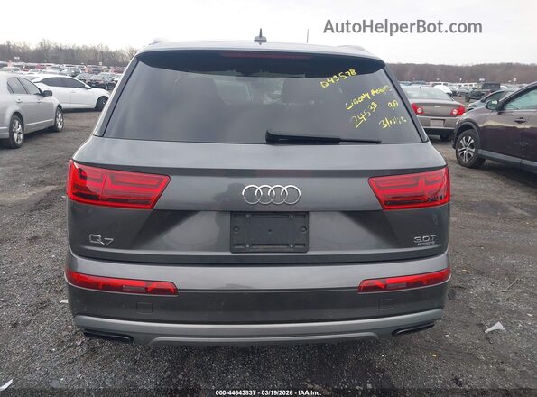 WA1LAAF75JD043578 2018 AUDI Q7 Gray 