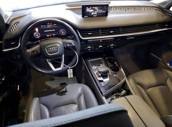 WA1LAAF79KD007474 2019 AUDI Q7 Black Dashboard view