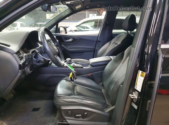 WA1LAAF7XKD039138 2019 AUDI Q7 Черный Вид салона спереди
