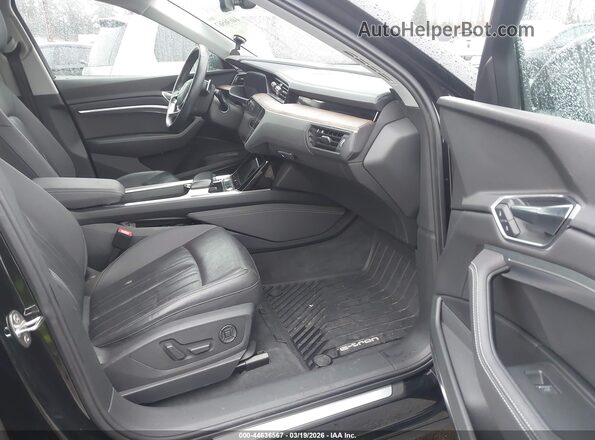 WA1LAAGE0KB023068 2019 AUDI E-TRON Black Vista interior delantera