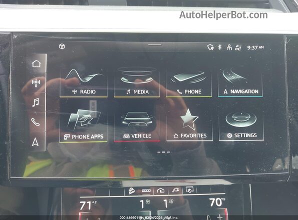 WA1LAAGE3NB032335 2022 AUDI E-TRON Серый 