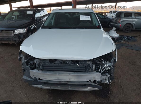 WA1LAAGE8PB018837 2023 AUDI E-TRON Белый Вид задней части салона