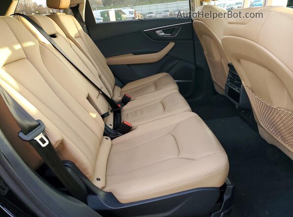 WA1LCBF73SD000598 2025 AUDI Q7 Black Widok tylnych siedzeń