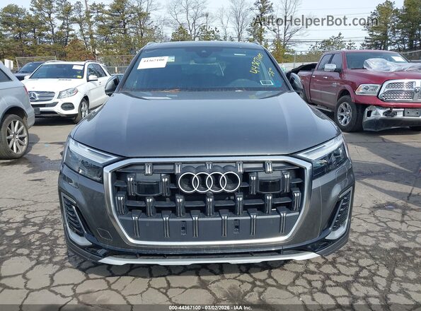 WA1LCBF76SD002927 2025 AUDI Q7 Серый Вид панели приборов