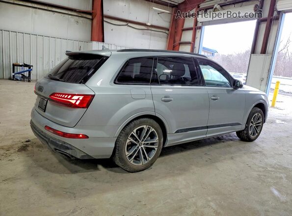 WA1LCBF7XSD015048 2025 AUDI Q7 Silver Tył prawy