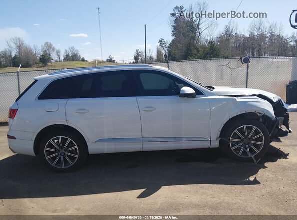 WA1LHAF73JD040528 2018 AUDI Q7 Белый Вид задней части салона