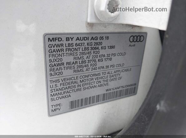 WA1LHAF75JD045035 2018 AUDI Q7 White Вид підкапотного простору