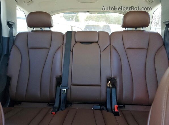 WA1LHAF77KD043000 2019 AUDI Q7 Черный Вид задних сидений