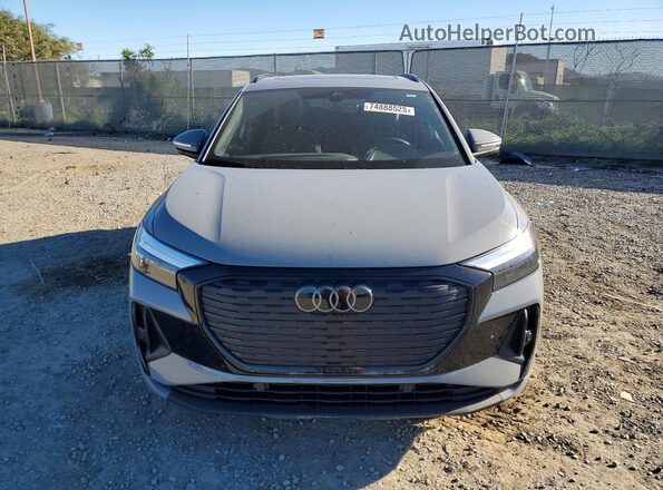 WA1LUBFZ3RP057987 2024 AUDI Q4 Серый Вид спереди