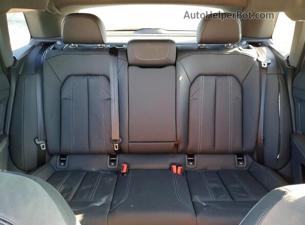 WA1LUBFZ3RP057987 2024 AUDI Q4 Серый Вид задних сидений