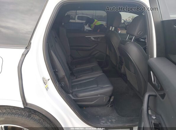 WA1LXAF78MD028477 2021 AUDI Q7 White Вид наклейки з VIN-кодом