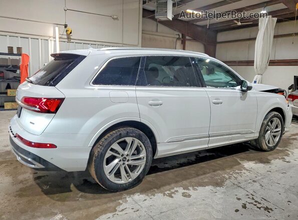 WA1LXAF79MD028553 2021 AUDI Q7 Белый Задняя правая четверть