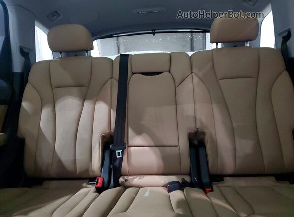 WA1LXAF79MD028553 2021 AUDI Q7 Белый Вид задних сидений