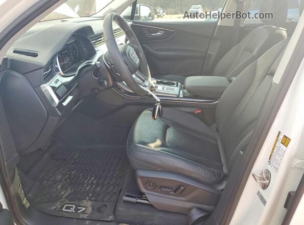 WA1LXBF74ND012137 2022 AUDI Q7 Белый Вид салона спереди