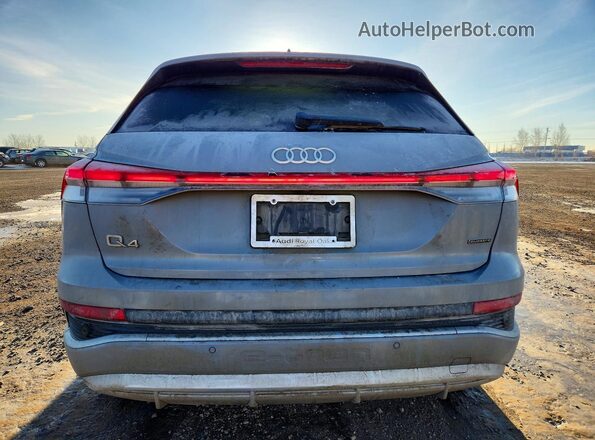 WA1M2AFZ9PP050544 2023 AUDI Q4 Gray Widok z tyłu