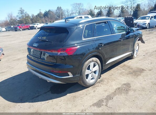 WA1MUBFZ8RP046049 2024 AUDI Q4 Черный Задняя правая четверть