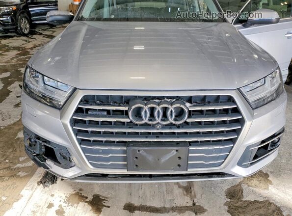 WA1VAAF70KD011602 2019 AUDI Q7 Silver ძრავის განყოფილების ხედი