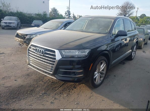 WA1VAAF71JD047975 2018 AUDI Q7 Черный Передняя левая четверть