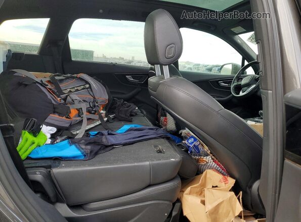 WA1VAAF74KD003745 2019 AUDI Q7 Серебряный Вид задней части салона