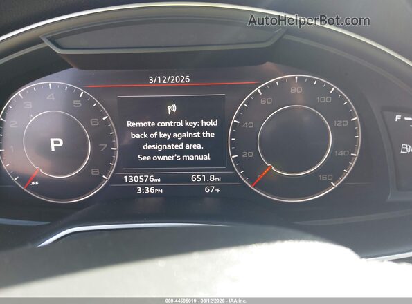 WA1VAAF75JD045212 2018 AUDI Q7 White Widok wnętrza z przodu