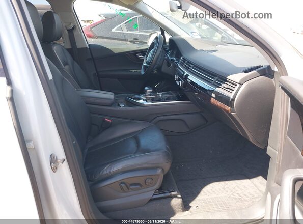 WA1VABF75HD007950 2017 AUDI Q7 Белый Вид салона спереди