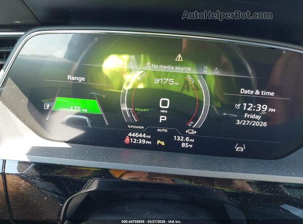 WA1VCBGE5NB033575 2022 AUDI OTHER White 