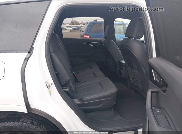 WA1VXBF71RD008366 2024 AUDI Q7 Белый Вид наклейки с VIN-кодом