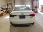 2017 Audi A4 Premium Белый vin: WAUANAF43HN070335